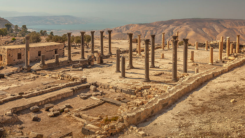 Umm Qais/An Ancient City with a View of Three Countries